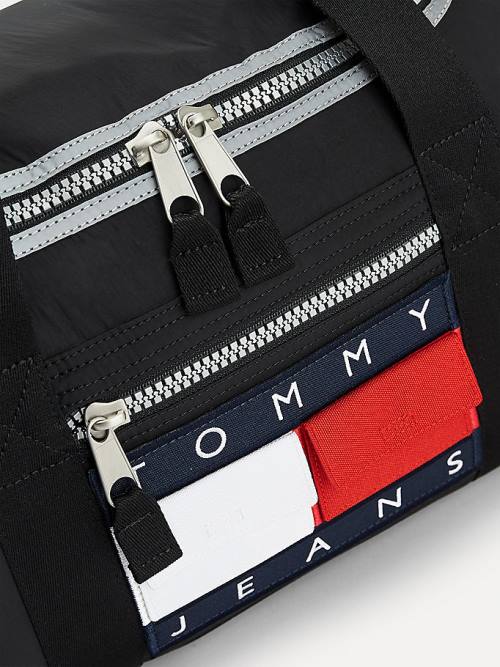 Tommy Hilfiger Colour-Blocked Recycled Nylon Duffle Moški Torbice Črna | TH476OAX