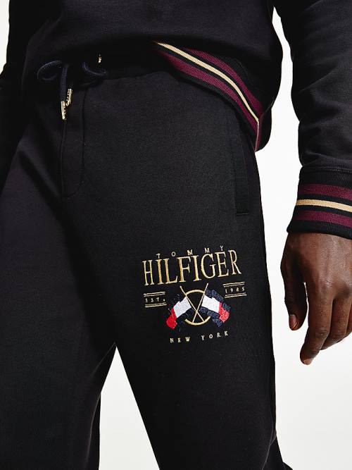 Tommy Hilfiger Exclusive Flag Logo Joggers Moški Hlače Črna | TH537PIA