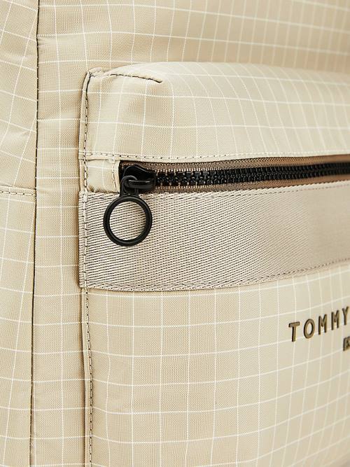 Tommy Hilfiger TH Established Backpack Moški Torbice Bež | TH246IXF