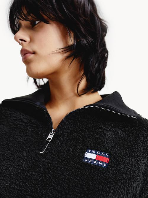 Tommy Hilfiger Tommy Badge Boxy Plush Fleece Sweatshirt Ženske Pulover s kapuco Črna | TH037BSY