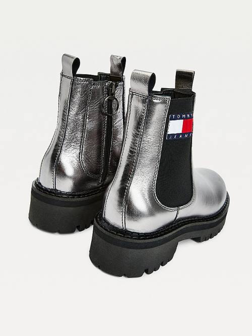 Tommy Hilfiger Tommy Badge Metallic Leather Cleat Ženske Škornji Siva | TH920FYK