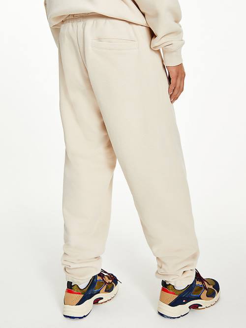 Tommy Hilfiger Tommy Badge Relaxed Joggers Moški Hlače Bež | TH258AFO